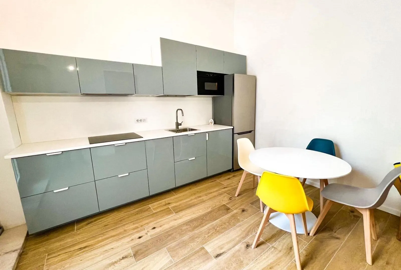 Andrea'S 12 Apartment Bari
